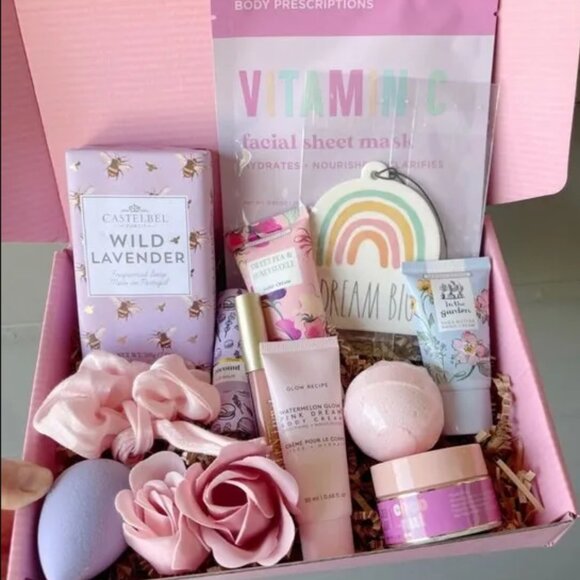 Women's NEW BUDGET 🎀GIFT WRAPPED🎀 Beauty Mystery Bag or Surprise Gift Box! - Picture 3 of 6